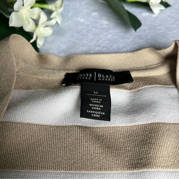 Women’s Sz M Cream Beige Striped Surplice Neckline Extended Sleeve - Picture 4 of 7